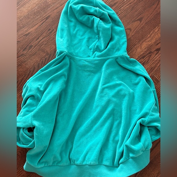 Aritzia TNA “towel” zip up - Picture 4 of 4